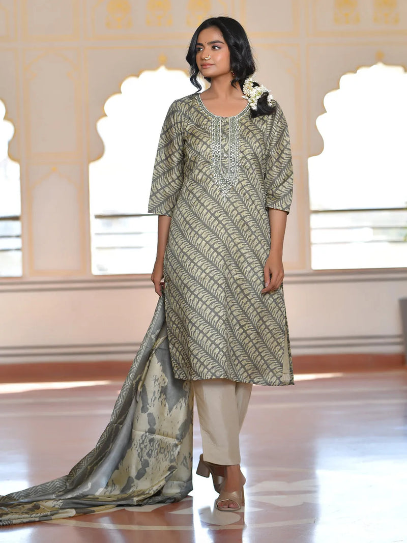 Women Silk Digital Printed Suit Set (Set of 5 Pc)