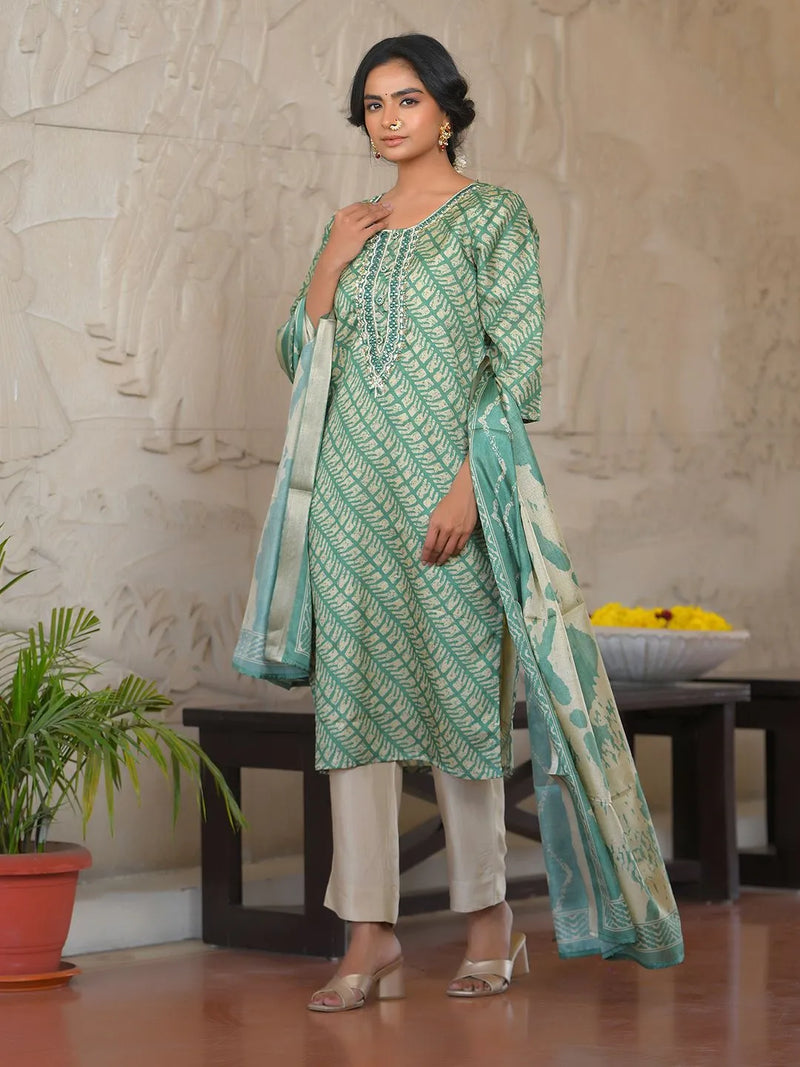 Women Silk Digital Printed Suit Set (Set of 5 Pc)