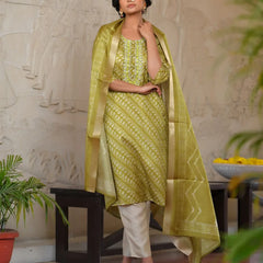 Women Silk Digital Printed Suit Set (Set of 5 Pc)