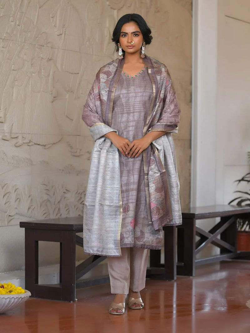 Women Silk Digital Printed Suit Set (Set of 5 Pc)