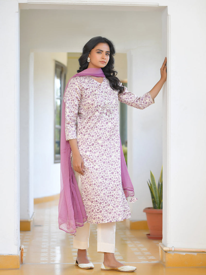 Women Cream Cotton Foil PrintedEmbroidered Suit Set (Set of 5 Pc)