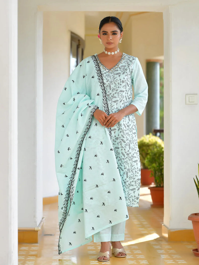 Women Cotton Solid Embroidered Suit Set (Set of 5 Pc)