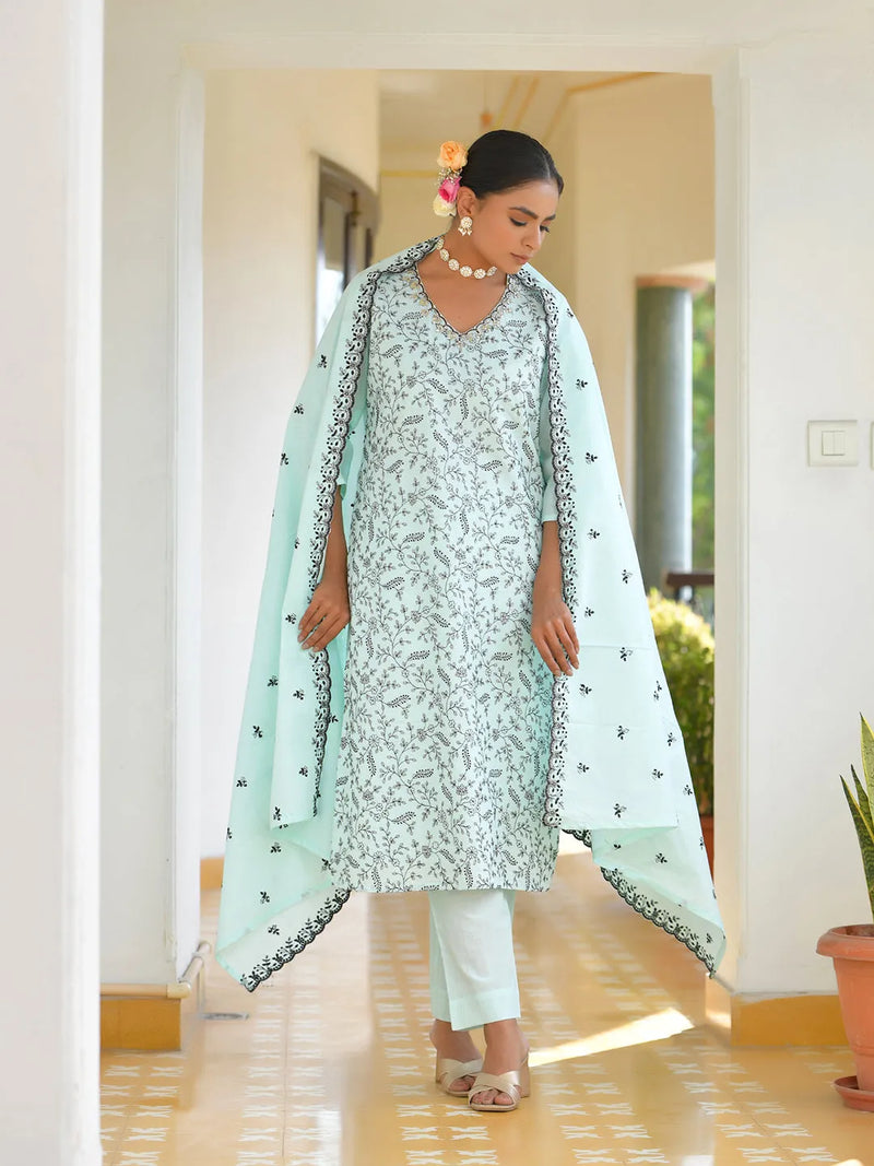 Women Cotton Solid Embroidered Suit Set (Set of 5 Pc)