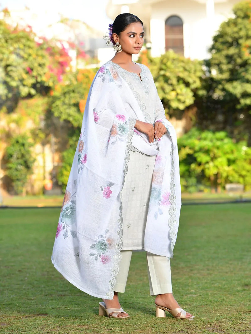 Women Grey Linen Suit  Set With Cutwork Dupatta (Set of 5 Pc)