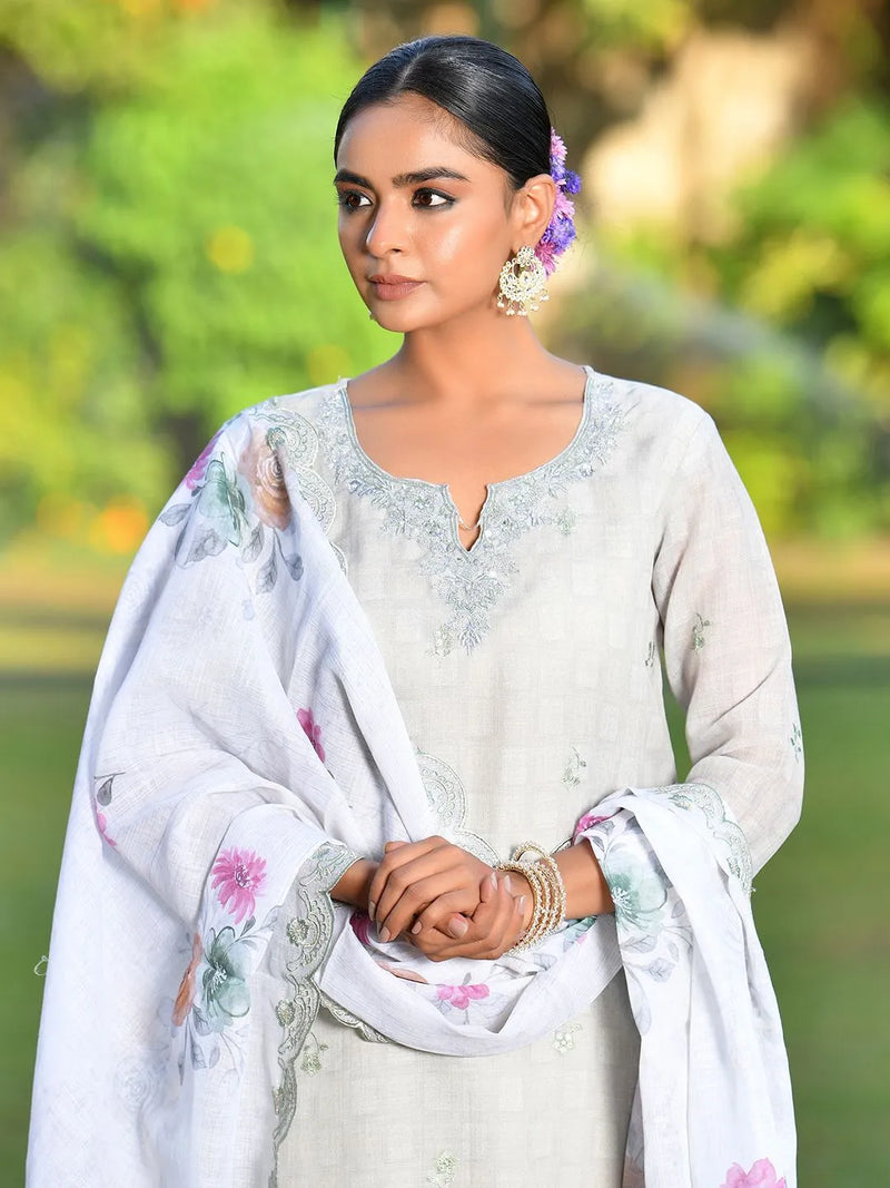 Women Grey Linen Suit  Set With Cutwork Dupatta (Set of 5 Pc)