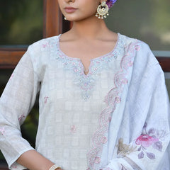 Women Grey Linen Suit  Set With Cutwork Dupatta (Set of 5 Pc)