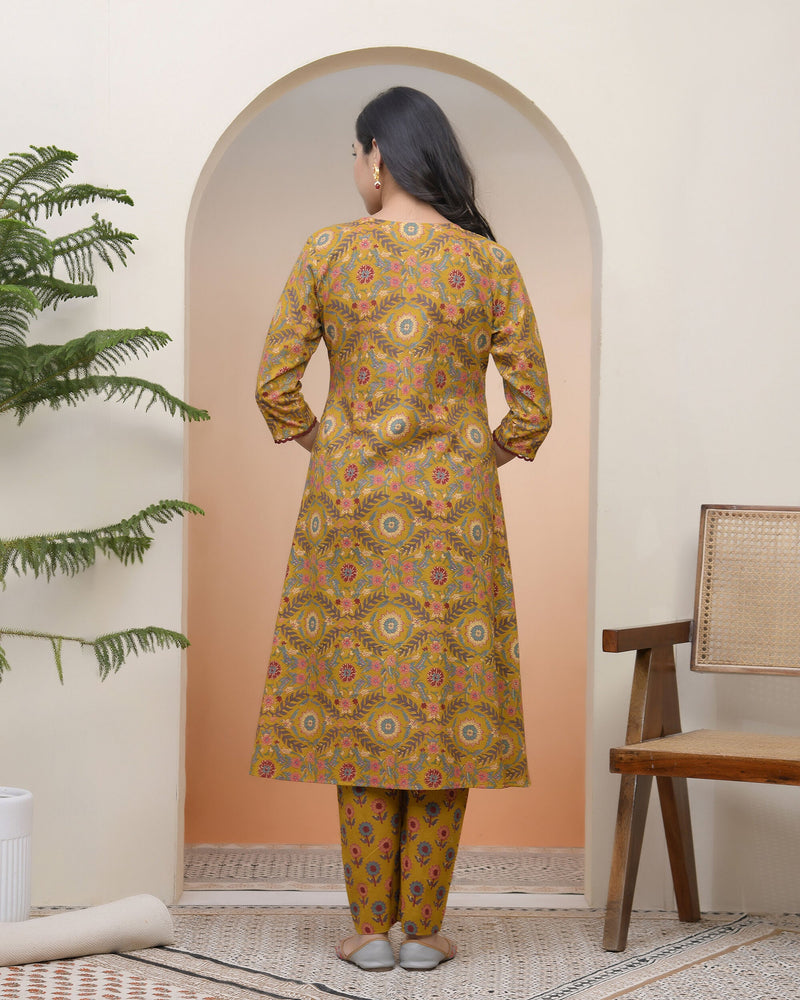 Women Mustard Cotton Angrakha Kurta With Cotton Pant & Dupatta (Set of 5 Pc)