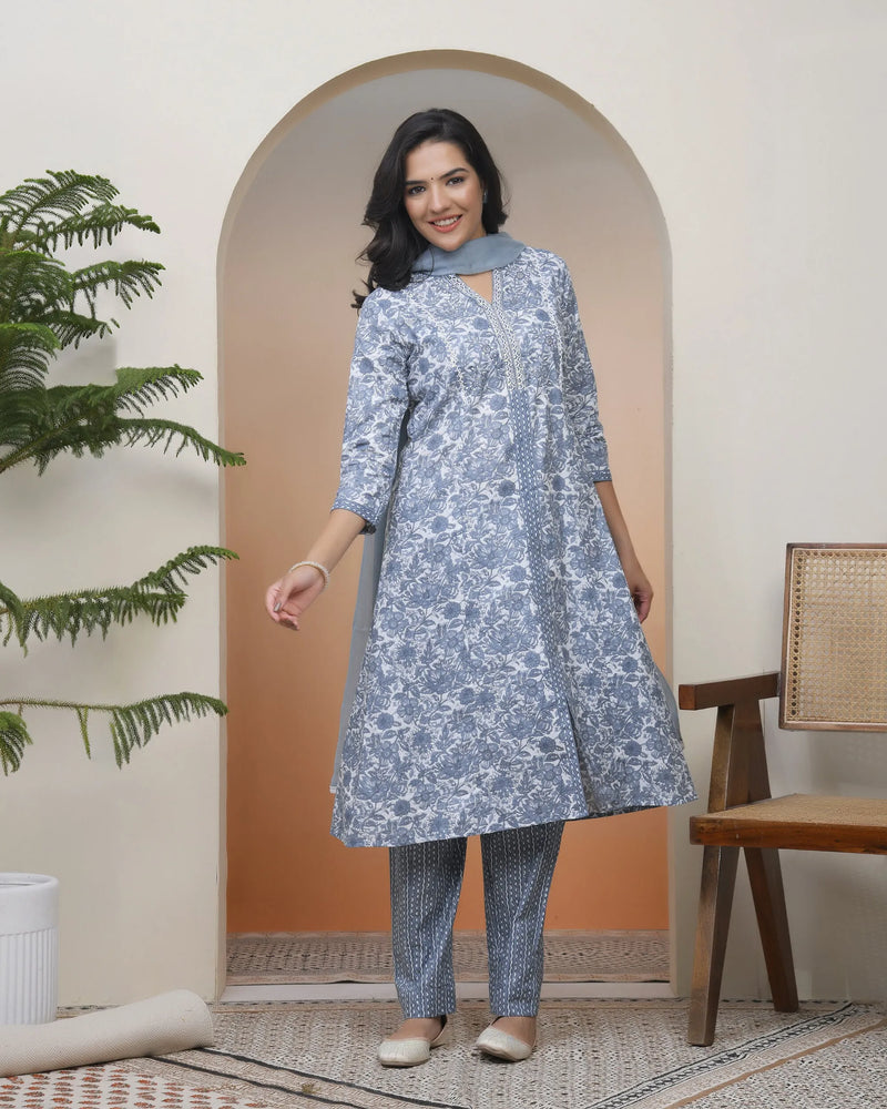 Women Grey Panel Kurta With Cotton Pant & Dupatta (Set of 5 Pc)