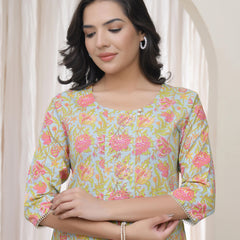 Women Multicolor Cotton printed Straight Kurti (Set of 5 Pc)