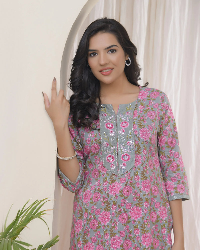 Women Grey Cotton Printed Straight Kurti (Set of 5 Pc)