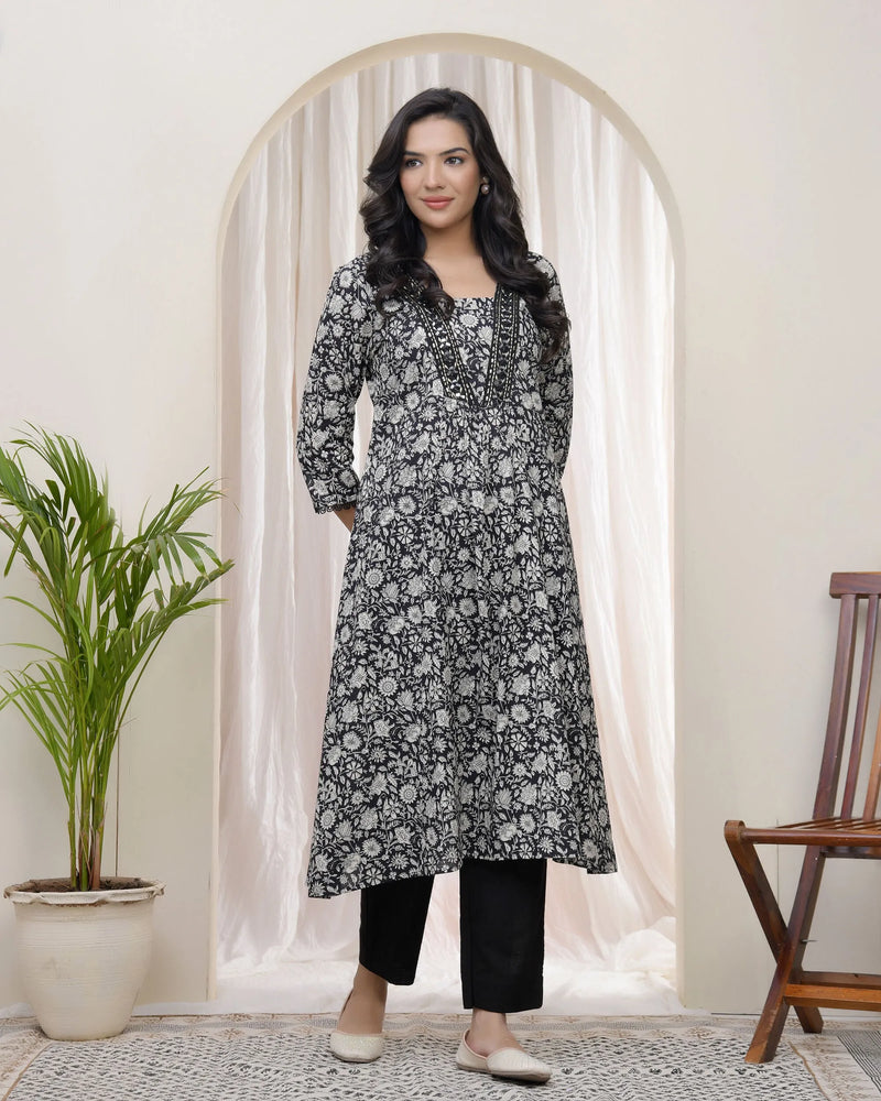 Black Floral Cotton Printed Gathered Kurti (Set of 5 Pc)