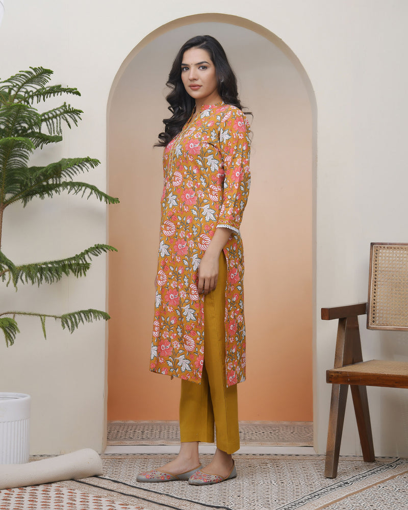 Vaasva Women Mustard Cotton Printed Straight Kurti With Pant (Set of 5 Pc)