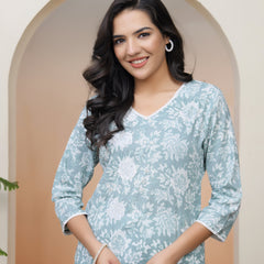 Vaasva Women Mint Cotton printed Straight Kurti with pant (Set of 5 Pc)