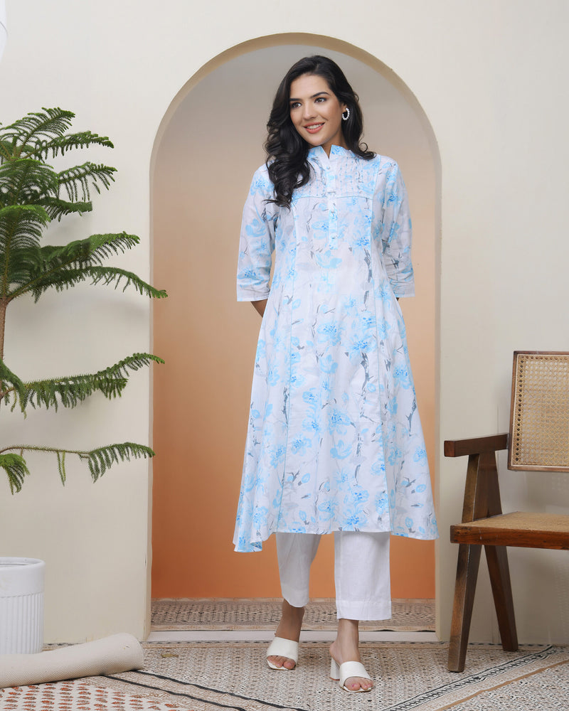 Vaasva Women white floral Cotton printed flare Kurti with pant (Set of 5 Pc)