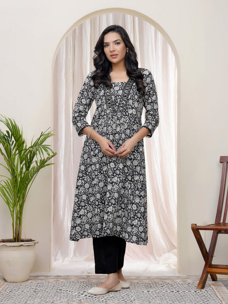 VaasvaBlack Floral Cotton printed gathered Kurti with pant (Set of 5 Pc)