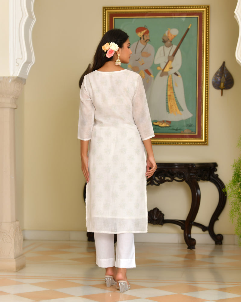 (Vaasva) Women White blue linen kurta with cotton pant & dupatta (Set of 5 Pc)