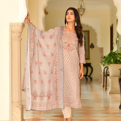 (Vaasva) Women green linen kurta with cotton pant & dupatta (Set of 5 Pc)