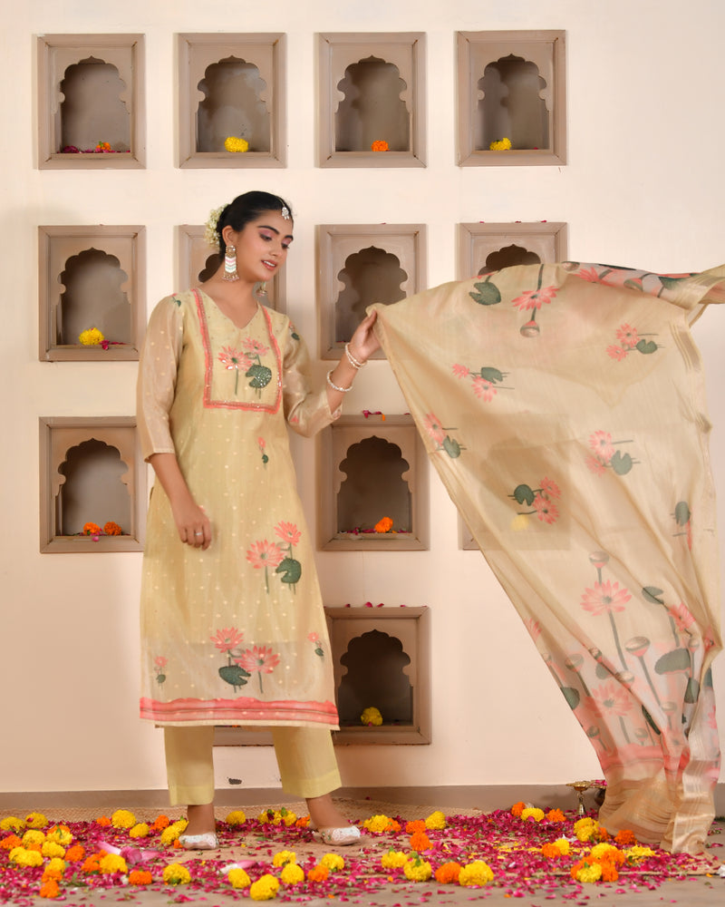 (Vaasva) Women pink  chanderi kurta with cotton pant & dupatta (Set of 5pc)