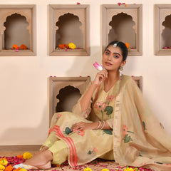(Vaasva) Women pink  chanderi kurta with cotton pant & dupatta (Set of 5pc)