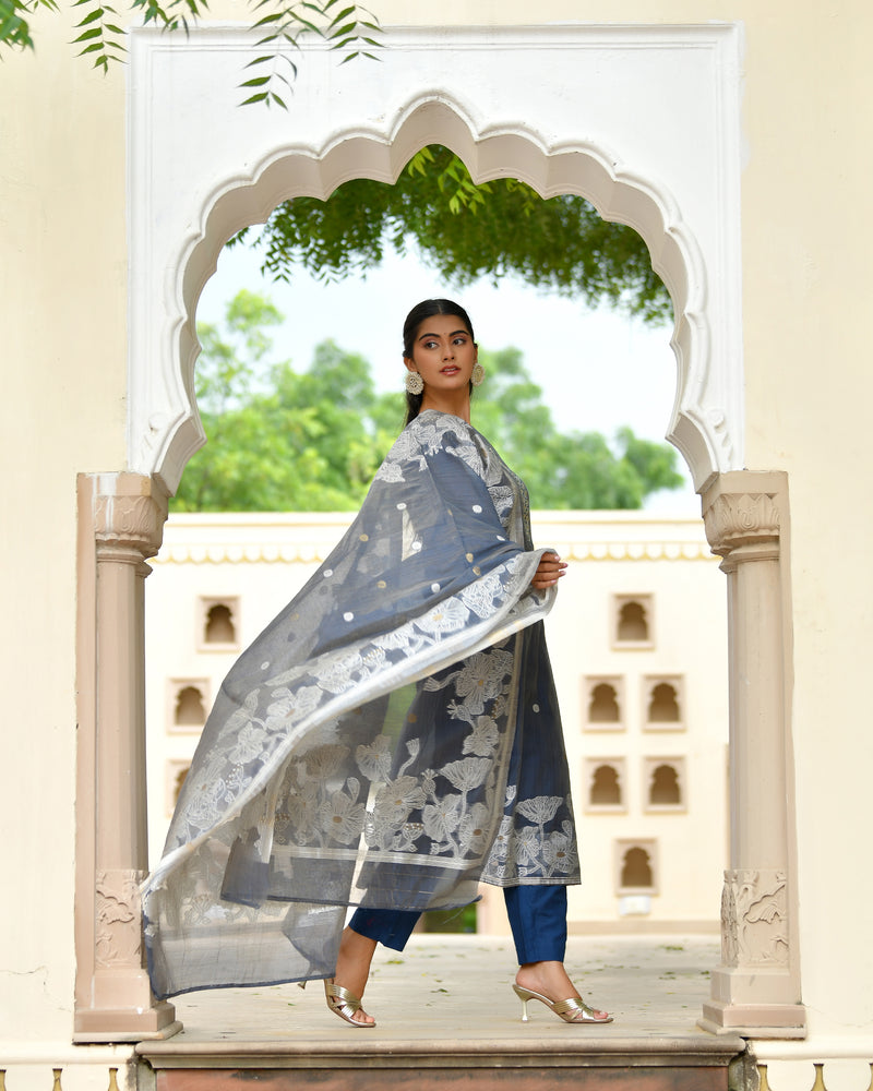 (Vaasva) Women blue jamdani kurta with cotton pant & dupatta (Set of 5pc)