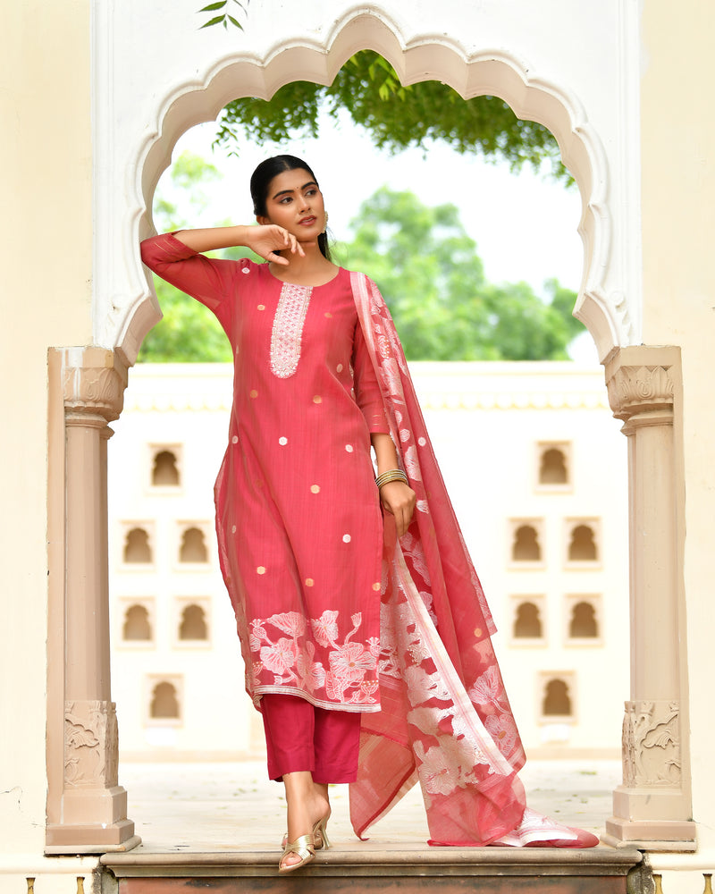 (Vaasva) Women Wine jamdani kurta with cotton pant & dupatta (Set of 5pc)