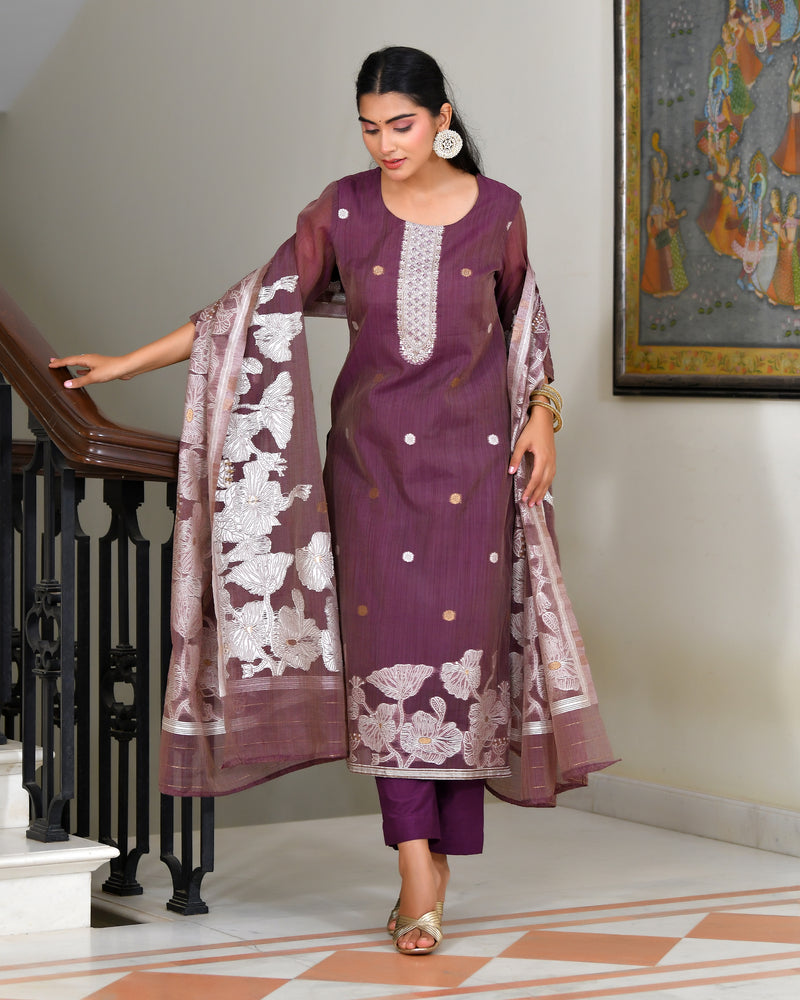 (Vaasva) Women Red jamdani kurta with cotton pant & dupatta (Set of 5pc)