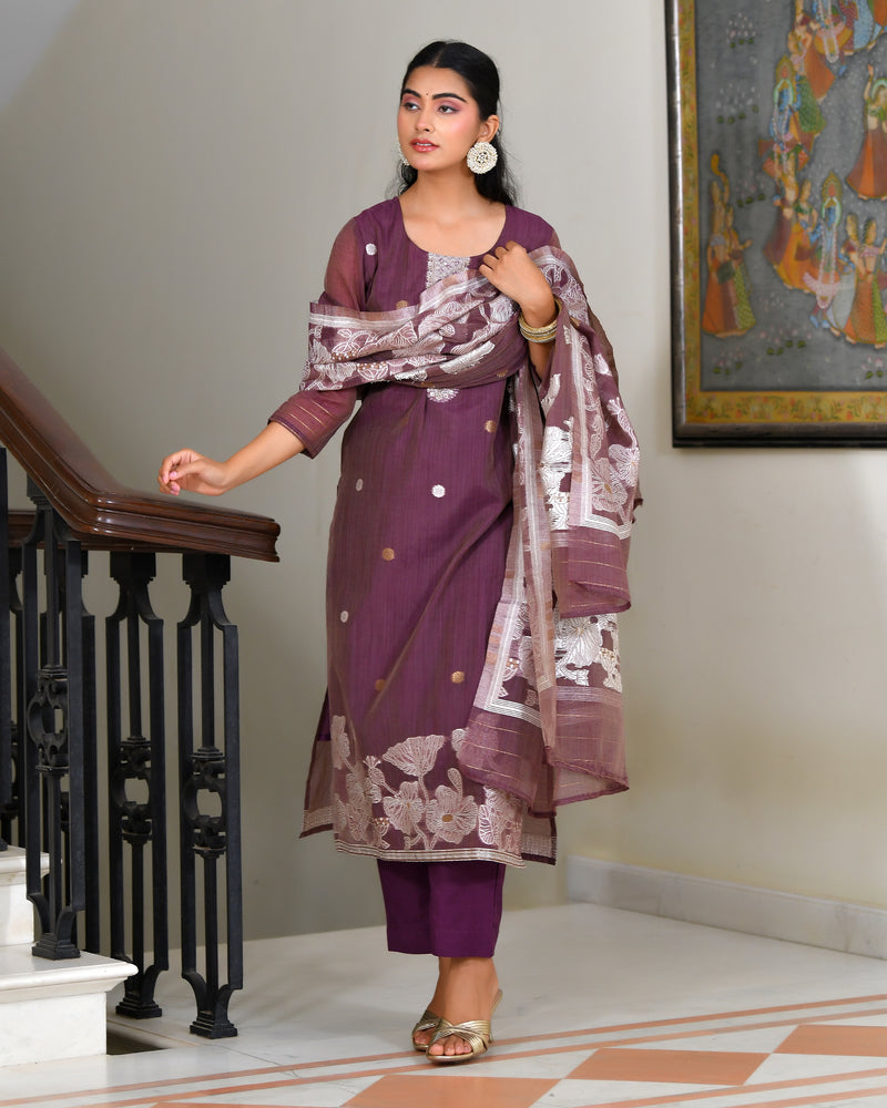 (Vaasva) Women Red jamdani kurta with cotton pant & dupatta (Set of 5pc)