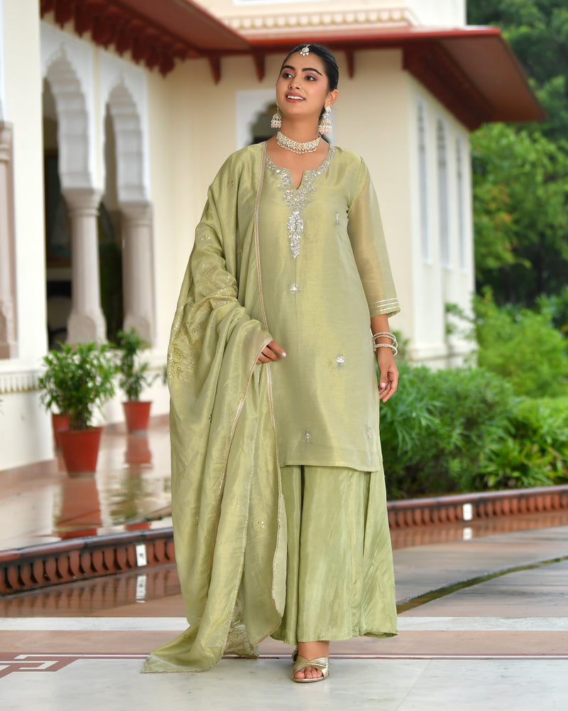 (Vaasva) Women Pink tissue shimmer kurta with Opada silk sharara pant & dupatta (Set of 5pc)
