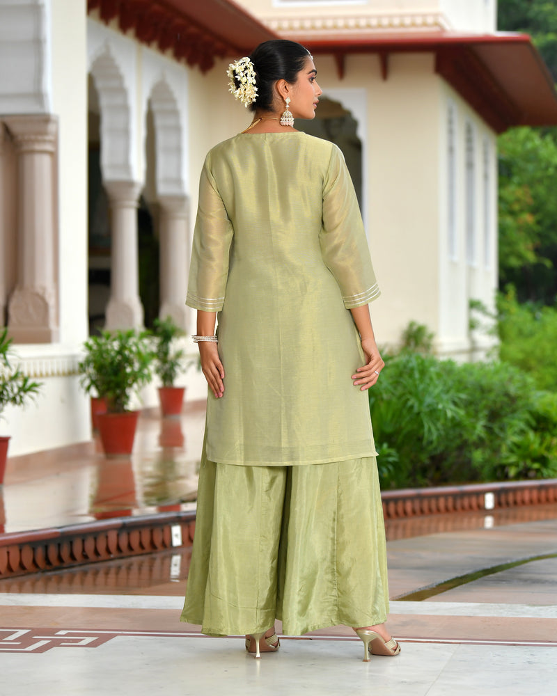 (Vaasva) Women Pink tissue shimmer kurta with Opada silk sharara pant & dupatta (Set of 5pc)