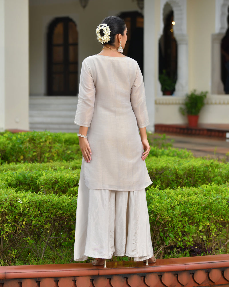 (Vaasva) Women Pink tissue shimmer kurta with Opada silk sharara pant & dupatta (Set of 5pc)