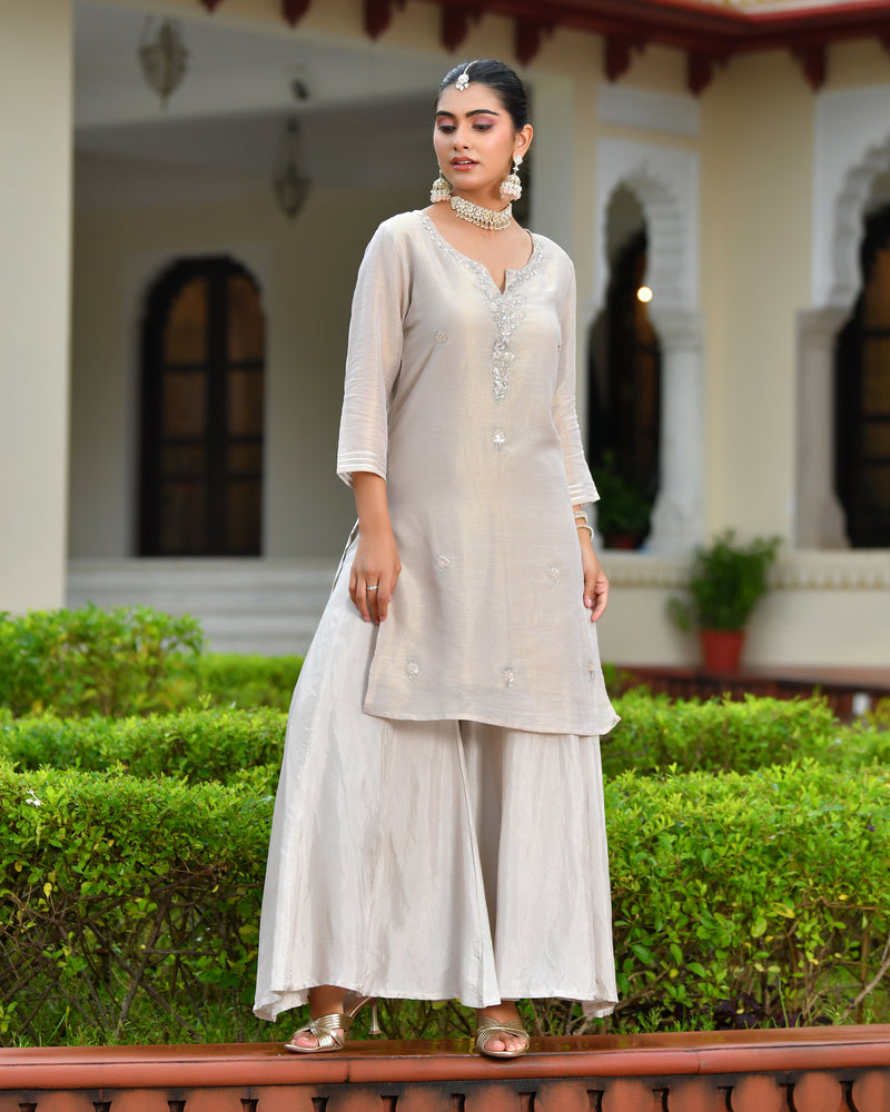 (Vaasva) Women Pink tissue shimmer kurta with Opada silk sharara pant & dupatta (Set of 5pc)