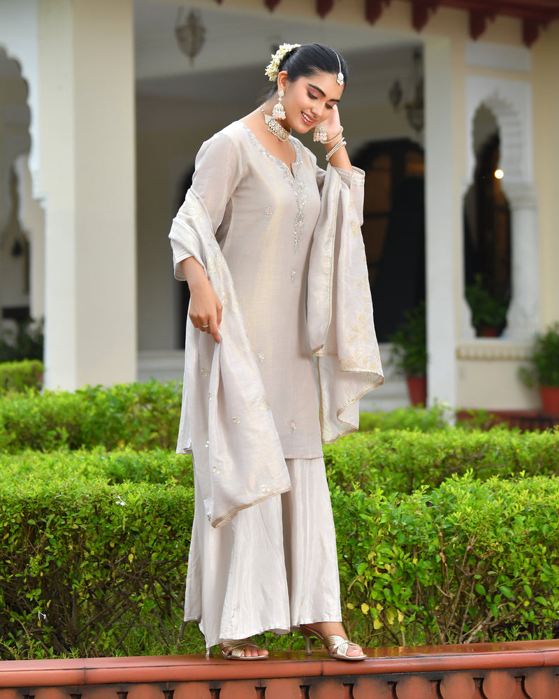 (Vaasva) Women Pink tissue shimmer kurta with Opada silk sharara pant & dupatta (Set of 5pc)