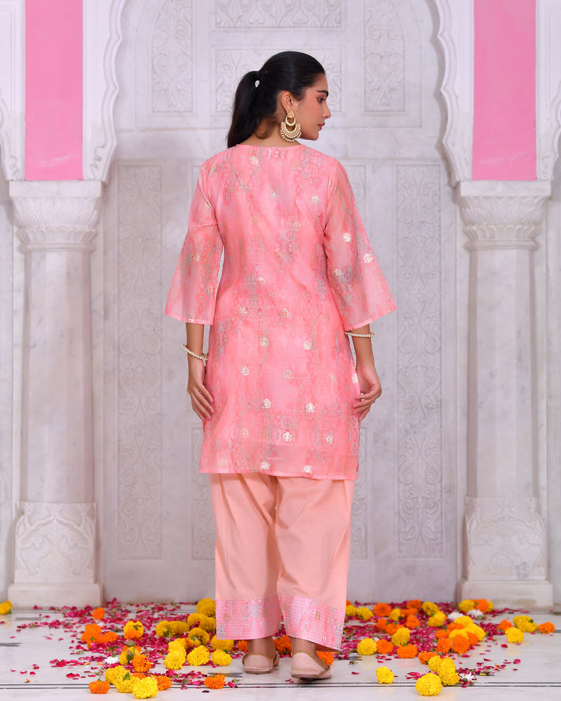 (Vaasva) Women blush chanderi kurta with farshi pant & dupatta (Set of 5pc)