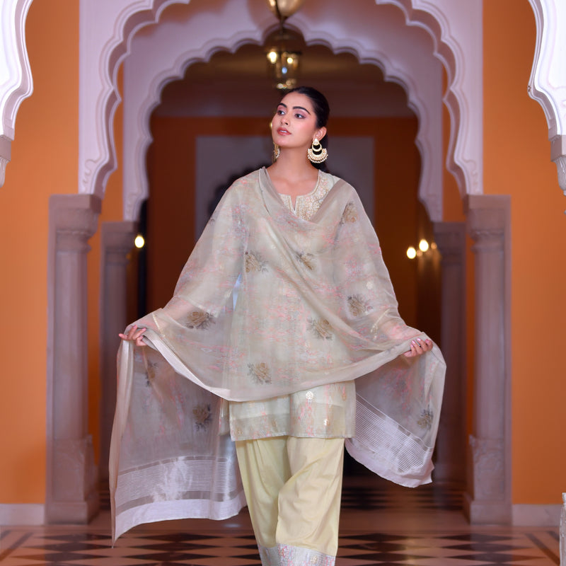 (Vaasva) Women blue chanderi kurta with farshi pant & dupatta (Set of 5pc)
