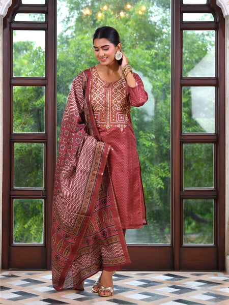 (Vaasva) Women brown silk embroidered  suit set & printed dupatta (Set of 5pc)