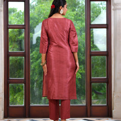 (Vaasva) Women brown silk embroidered  suit set & printed dupatta (Set of 5pc)