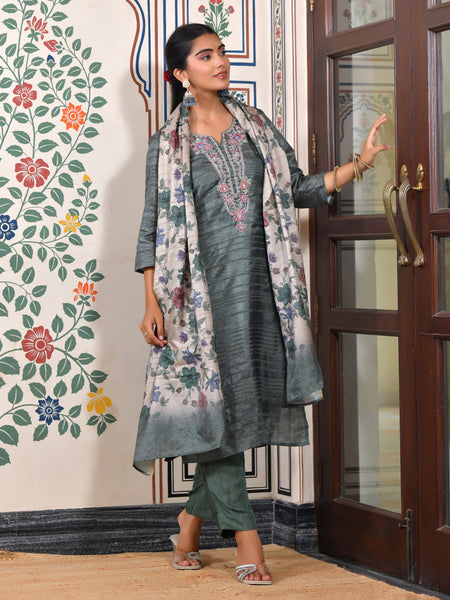 (Vaasva) Women mustard silk embroidered  suit set & printed dupatta (Set of 5pc)