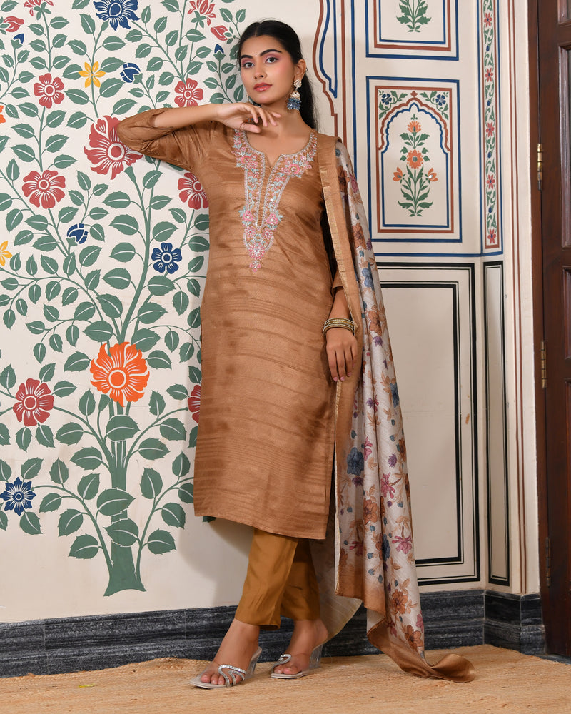(Vaasva) Women mustard silk embroidered  suit set & printed dupatta (Set of 5pc)