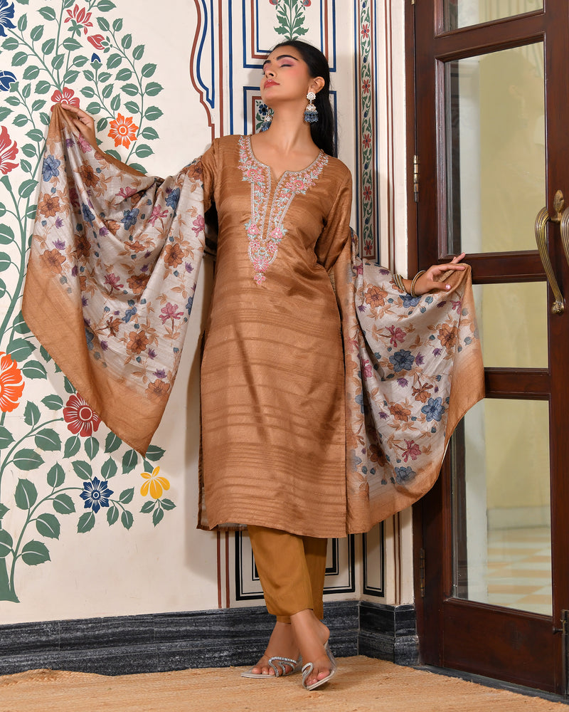 (Vaasva) Women mustard silk embroidered  suit set & printed dupatta (Set of 5pc)