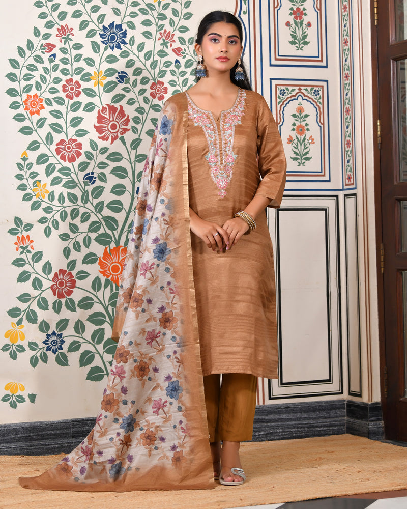 (Vaasva) Women mustard silk embroidered  suit set & printed dupatta (Set of 5pc)