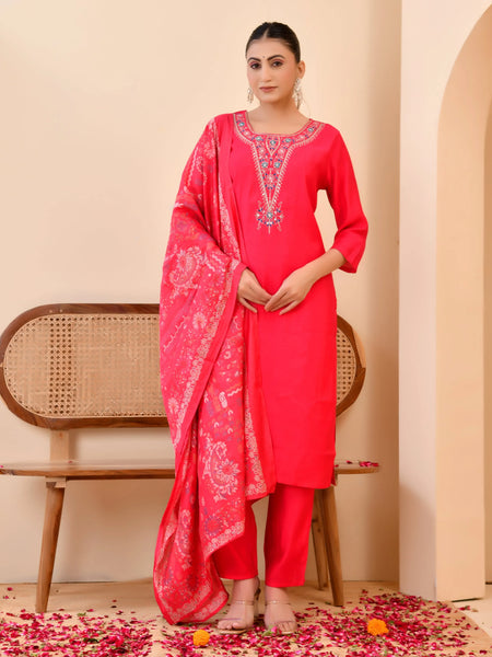 Chanderi Vermillion Solid Embroidered Kurta Pant And Printed Dupatta Set (Set of 5 Pc)