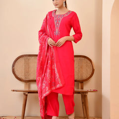 Chanderi Vermillion Solid Embroidered Kurta Pant And Printed Dupatta Set (Set of 5 Pc)