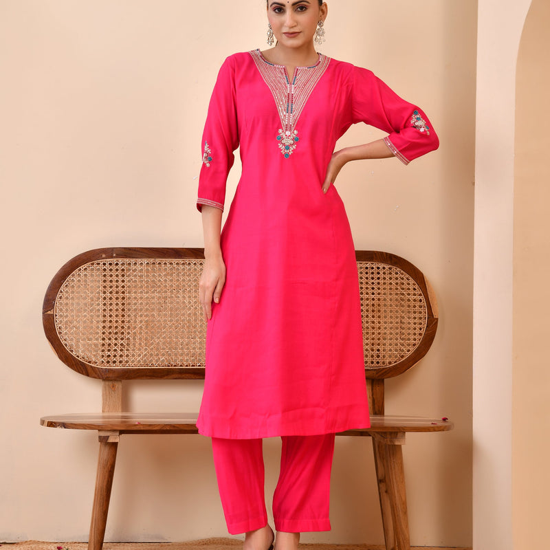 Chanderi Cherrry Red Solid Embroidered Kurta Pant Set (Set of 5 Pc)