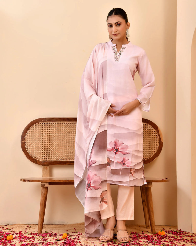Pale Pink Digital Printed Embroidered Kurta With Pant Dupatta Set (Set of 5 Pc)