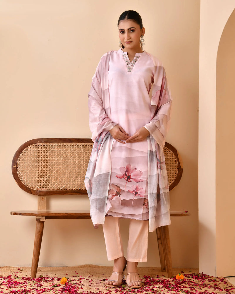 Pale Pink Digital Printed Embroidered Kurta With Pant Dupatta Set (Set of 5 Pc)