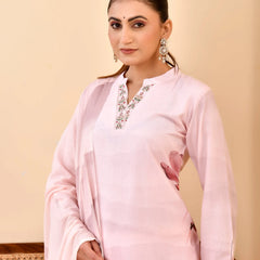 Pale Pink Digital Printed Embroidered Kurta With Pant Dupatta Set (Set of 5 Pc)