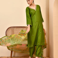 Chanderi Grass Green Solid Embroidered Kurta Pant Set With Printed Dupatta Set (Set of 5 Pc)