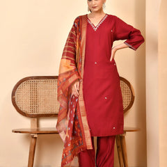 Chanderi V neck Hand Embroidered Maroon Solid  Kurta Pant Set With Printed Dupatta Set (Set of 5 Pc)