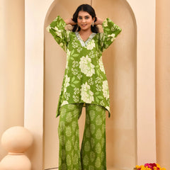 Green Floral Printed Mirror Embroidered Top With Printed Bell Bottom Pants (Set of 5 Pc)
