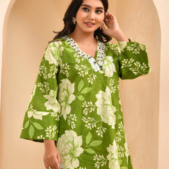 Green Floral Printed Mirror Embroidered Top With Printed Bell Bottom Pants (Set of 5 Pc)